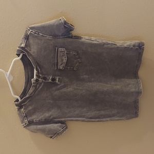 Afton Street gray washed tee